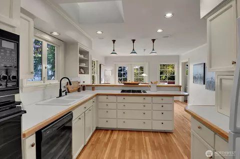 Kitchen - 622 22nd Ave E, Seattle, WA 98112 photo 1 of 4