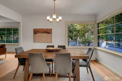 Dining - 622 22nd Ave E, Seattle, WA 98112 photo 1 of 3