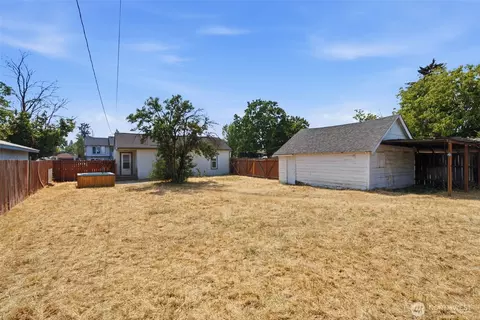 Exterior - 717 E Wabash Ave, Spokane, WA 99207 photo 3 of 3