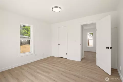 Bedroom - 717 E Wabash Ave, Spokane, WA 99207 photo 3 of 4