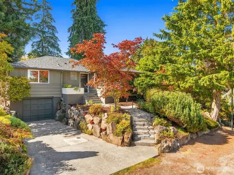 10515 12th Ave NW, Seattle, WA 98177