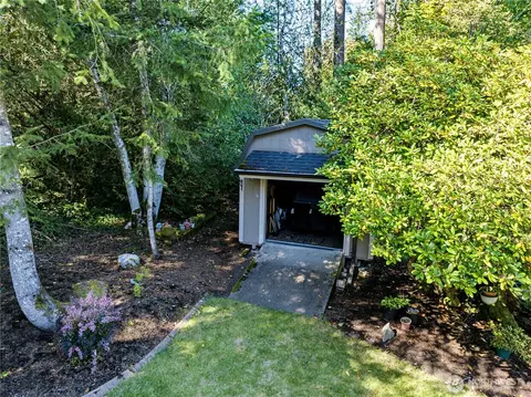 Exterior - 29416 SE 371st St, Enumclaw, WA 98022 photo 3 of 8