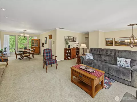 Living - 29416 SE 371st St, Enumclaw, WA 98022 photo 3 of 5