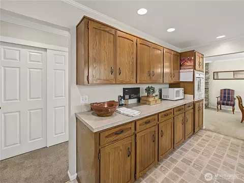 Kitchen - 29416 SE 371st St, Enumclaw, WA 98022 photo 5 of 5