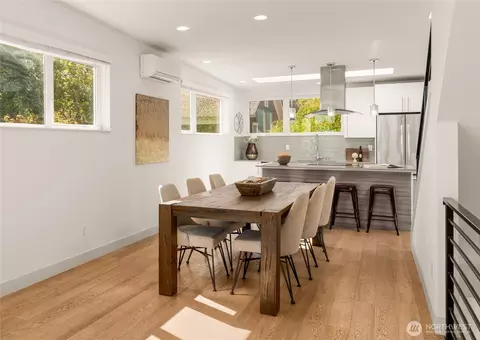 Dining - 104 A 19th E, Seattle, WA 98112 photo 2 of 3