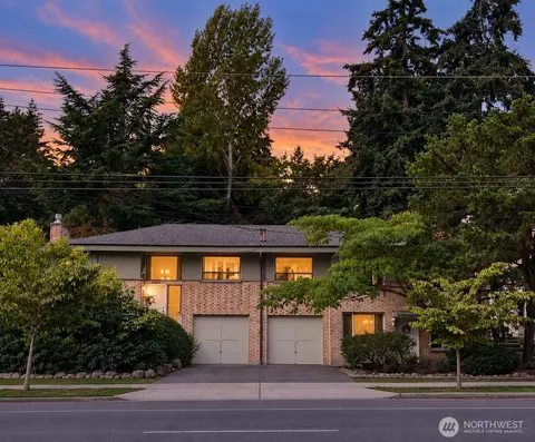 13807 Greenwood Ave N, Seattle, WA 98133