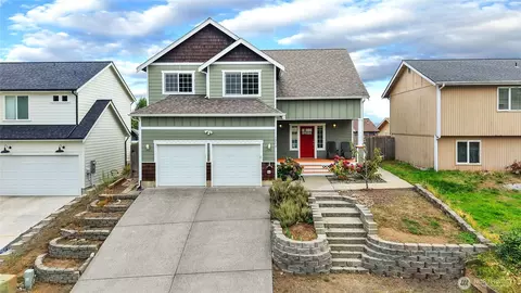 1216 Humphrey Ave W, Bremerton, WA 98312