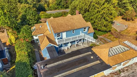 912 S Magnolia Ln, Tacoma, WA 98465