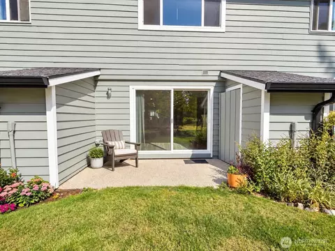 Exterior - 21513 4th Ave W #C13, Bothell, WA 98021 photo 1 of 2