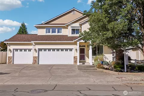 2400 NW 15th St, Battle Ground, WA 98604