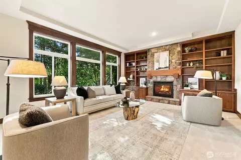 23431 NE 10th Pl, Sammamish, WA 98074