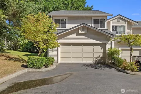 12438 NE 7th Pl, Bellevue, WA 98005