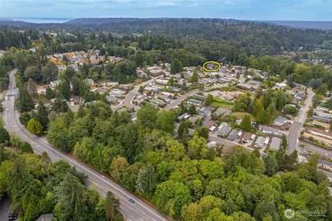 View/Area - 17114 117th Ct NE, Bothell, WA 98011 photo 7 of 7
