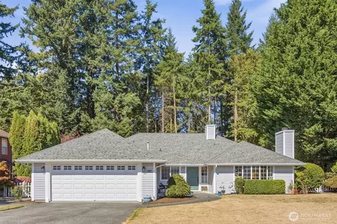 1903 NE Laurie Vei Loop, Poulsbo, WA 98370