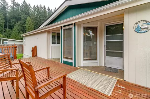 Exterior - 2309 Estero Ave, Enumclaw, WA 98022 photo 2 of 6