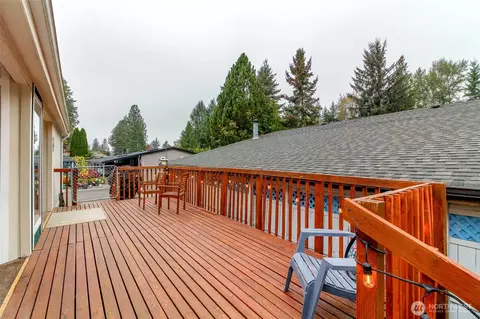 Exterior - 2309 Estero Ave, Enumclaw, WA 98022 photo 5 of 6