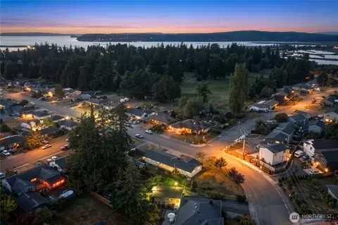 View/Area - 2716 5th St, Everett, WA 98201 photo 2 of 3