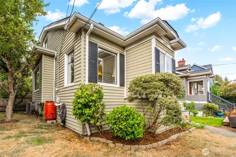 1423 33rd Ave, Seattle, WA 98122