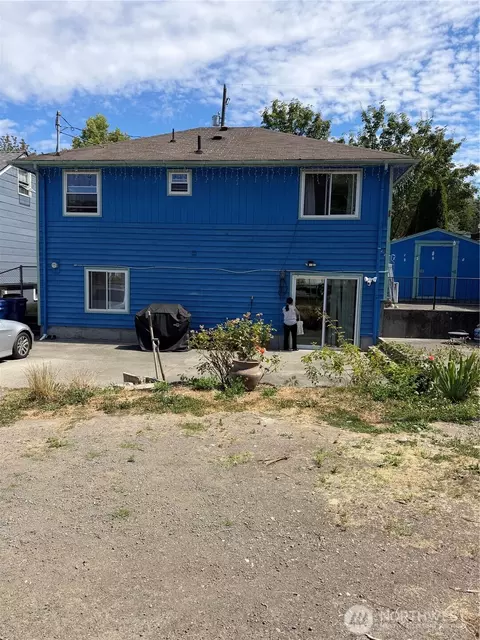 6343 SW Delridge Way, Seattle, WA 98106