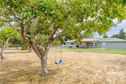 Exterior - 310 S Scott Dr, Sequim, WA 98382 photo 6 of 9