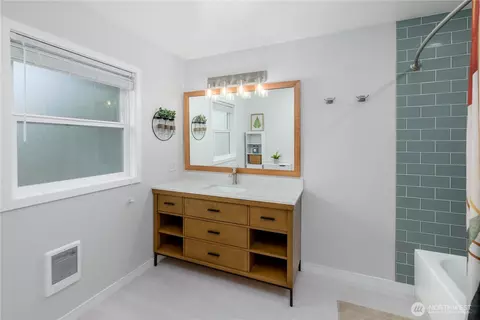 Bath - 310 S Scott Dr, Sequim, WA 98382 photo 1 of 4