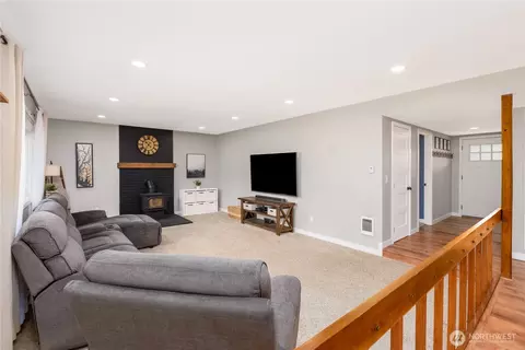 Living - 310 S Scott Dr, Sequim, WA 98382 photo 1 of 3