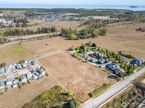 8888 Miller Rd, Sequim, WA 98382 photo 2