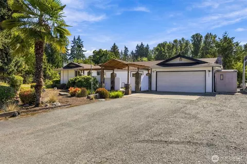 9422 144th St E, Puyallup, WA 98375