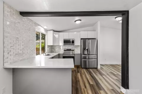 8902 158th St E, Puyallup, WA 98375