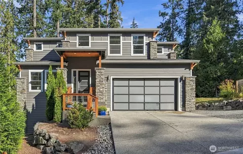 2303 30th St, Bellingham, WA 98225