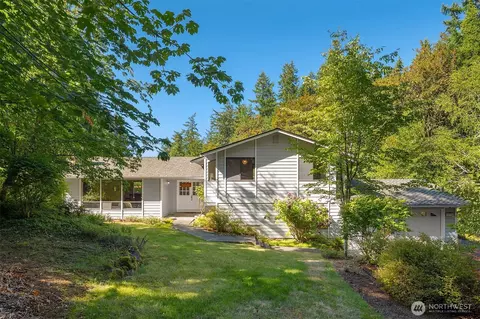 19516 SE 23rd St, Sammamish, WA 98075