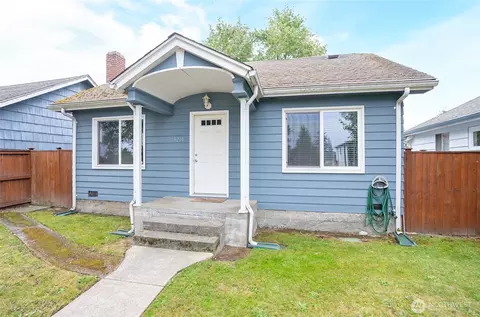 5210 N 46th St, Tacoma, WA 98407