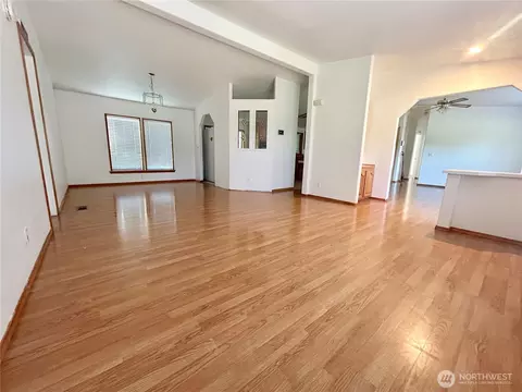 Living - 234 SE St, Forks, WA 98331 photo 3 of 4