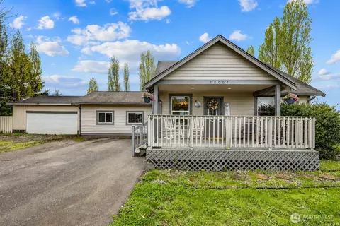 18005 Iris Pl SW, Rochester, WA 98579