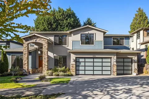 11210 NE 60th St, Kirkland, WA 98033