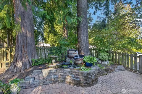 Exterior - 6 156th Pl SW, Bothell, WA 98012 photo 3 of 13
