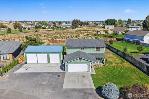 2033 Road H2 NE, Moses Lake, WA 98837