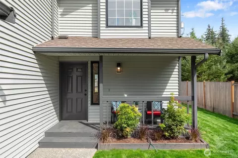 12924 51st Ave NE #B, Marysville, WA 98271