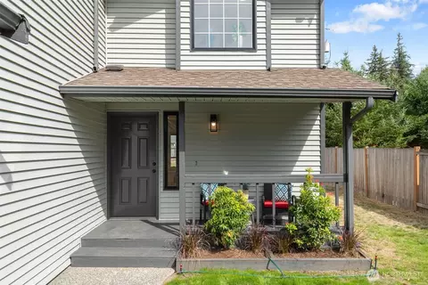 12924 51st Ave NE #B, Marysville, WA 98271