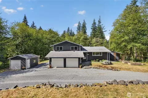 18516 46th Ave NW, Stanwood, WA 98292