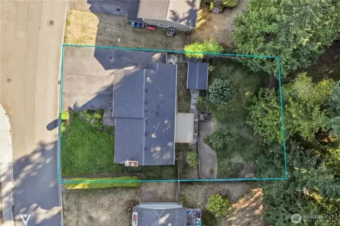 View/Area - 16916 29th Dr SE, Bothell, WA 98012 photo 2 of 4