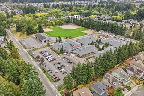 View/Area - 16916 29th Dr SE, Bothell, WA 98012 photo 3 of 4