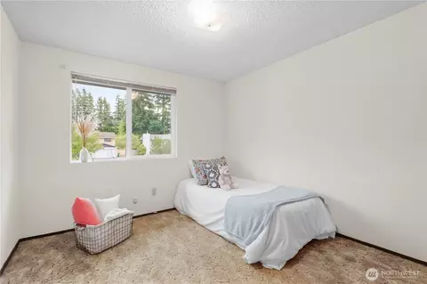 Bedroom - 16916 29th Dr SE, Bothell, WA 98012 photo 4 of 5