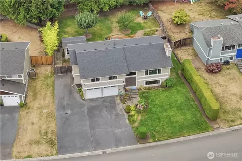 View/Area - 16916 29th Dr SE, Bothell, WA 98012 photo 1 of 4