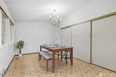 Dining - 16916 29th Dr SE, Bothell, WA 98012 photo 2 of 3