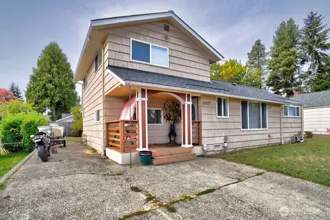 15825 8th Ave NE, Shoreline, WA 98155