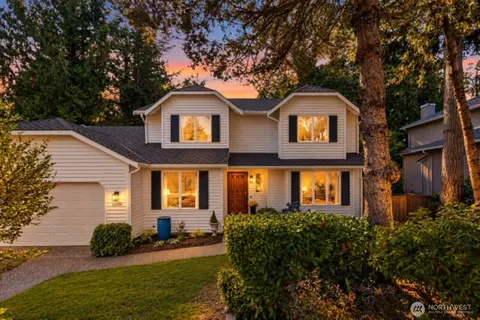 22109 NE 21st Way, Sammamish, WA 98074