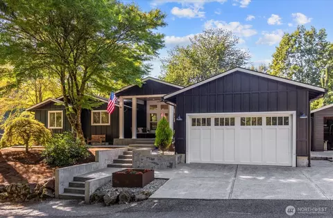 18607 165th Ave NE, Woodinville, WA 98072