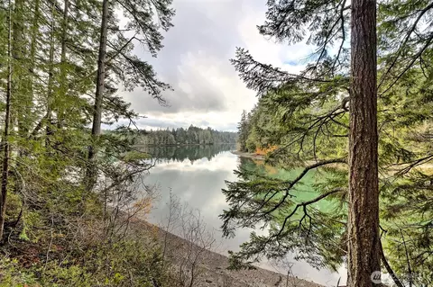 120 SE Sells Dr, Shelton, WA 98584