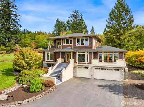 4397 Point White Dr NE, Bainbridge Island, WA 98110
